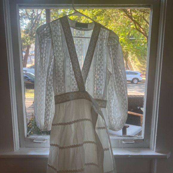 Waimari Dress - Picture 4 of 5